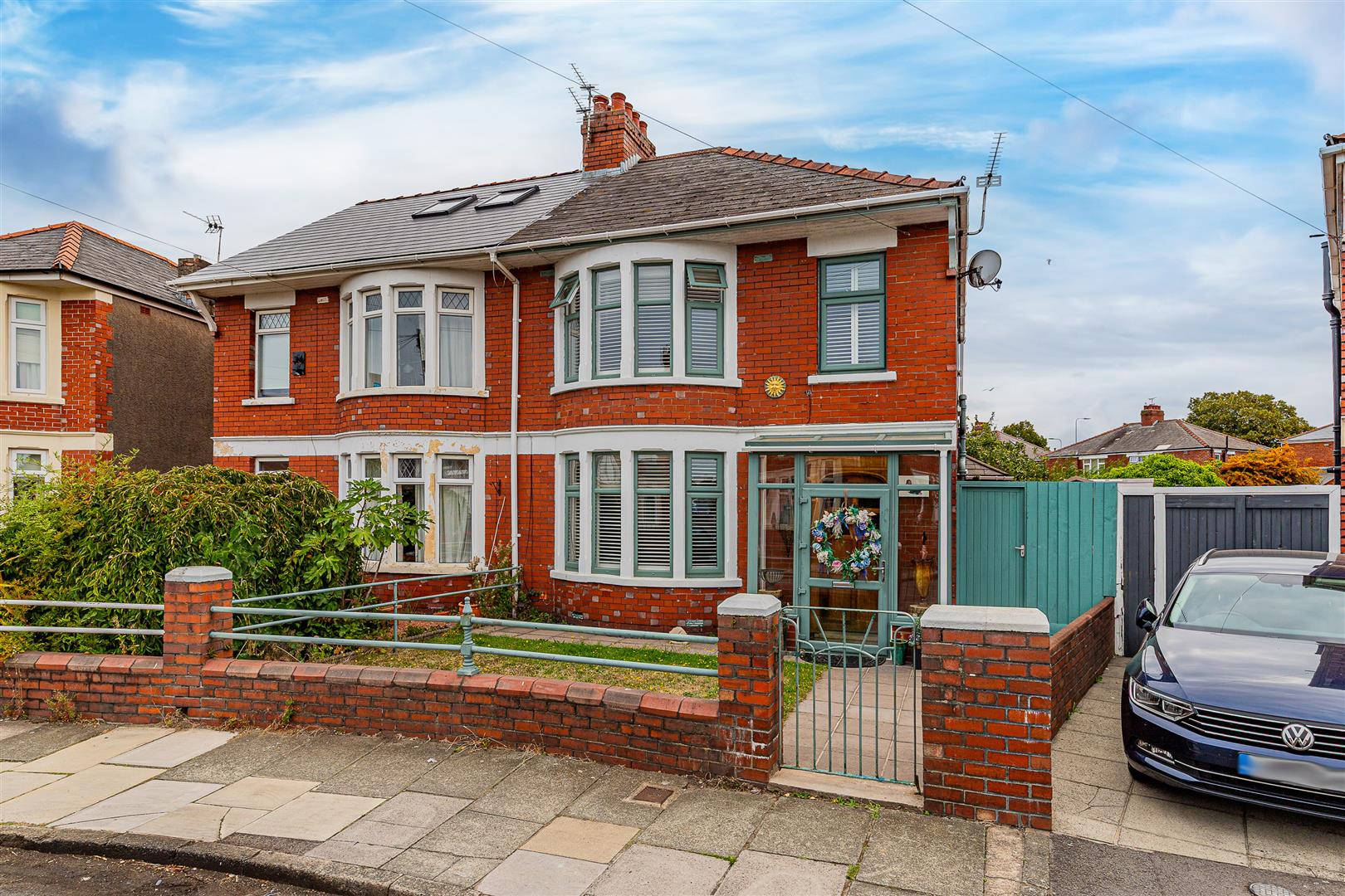 Avondale Crescent, Grangetown, Cardiff — photograph 2